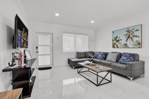 スマートテレビ、暖炉