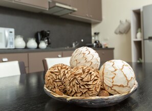 Dining - COZY & CLEAN 1 Bedroom Royal suite 5 star amenities (Puerto Plata)