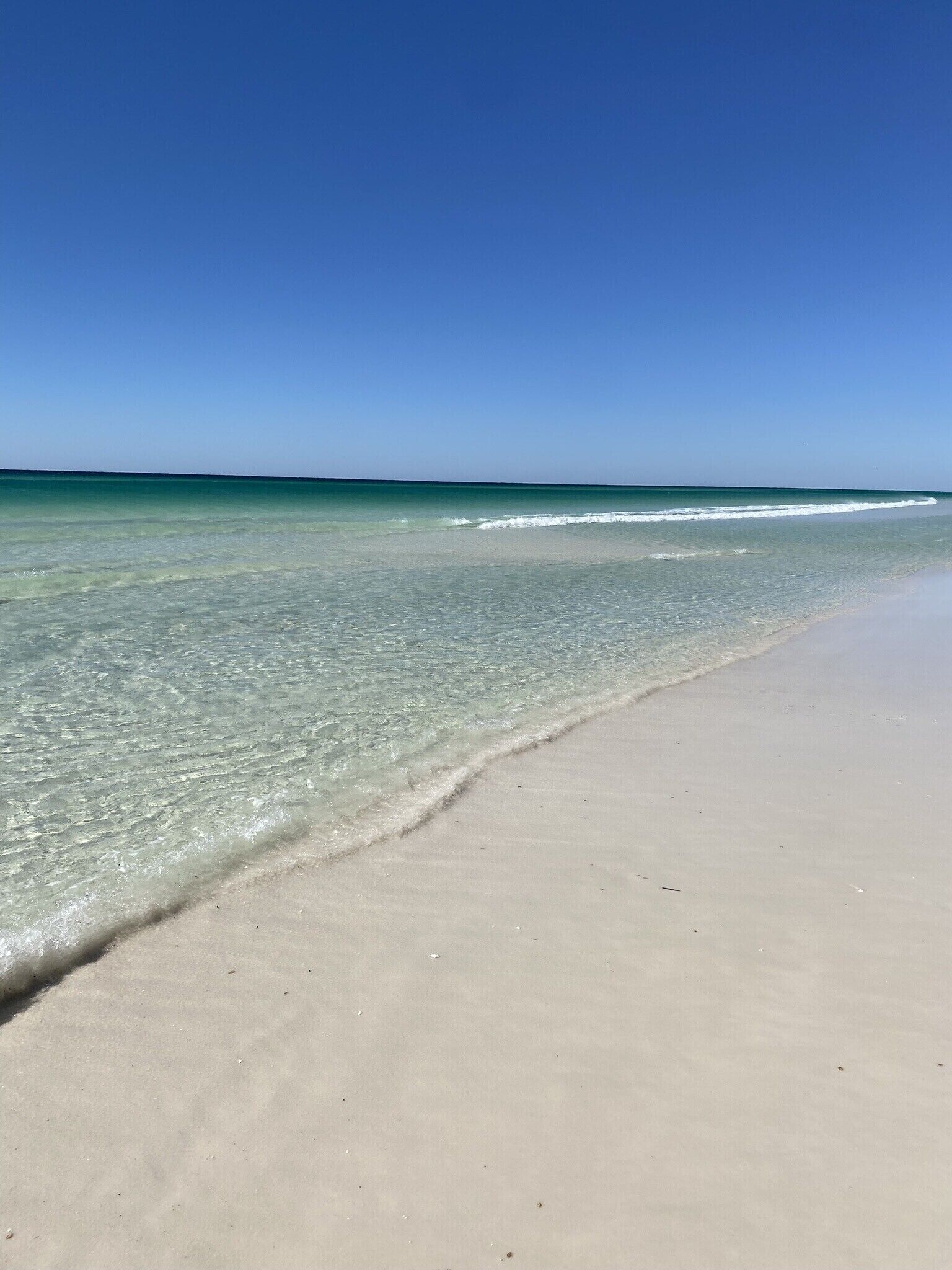 På stranden og solsenger