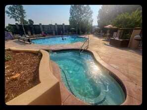 Piscine extérieure, piscine chauffée