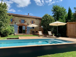 Piscine extérieure, piscine chauffée