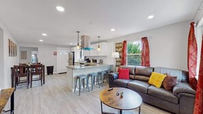 TV, offices - Southwest Charm | Spacious Family Home Near Denver (Denver)