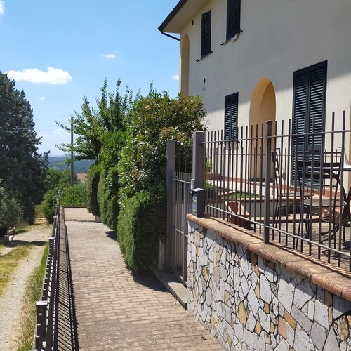 L'OLIVO Tourist Apartment CIN IT051021C2MW8M4HLF 