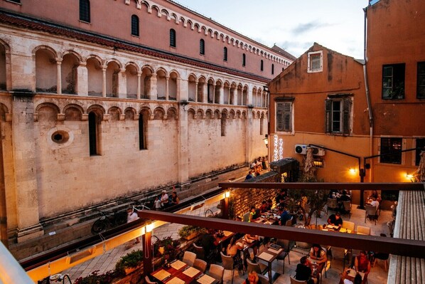 Design Room, 1 Queen Bed, Private Bathroom, City View | City view - Luxury Rooms VINDEMIÆ (Zadar)