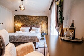 Exclusive Room, 1 Queen Bed, Private Bathroom, City View | Premium bedding, memory foam beds, in-room safe, individually decorated - Luxury Rooms VINDEMIÆ (Zadar)