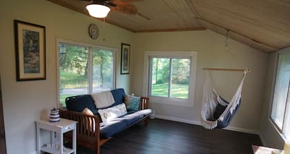 Secluded Woods Edge Cottage in Dowagiac MI.