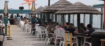 The Port Blair Residence - 2 blocks from the beach, Pool, beach badges included