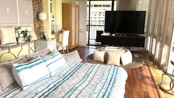 2 bedrooms, desk, iron/ironing board, travel crib