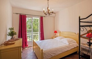 3 Schlafzimmer, Bügeleisen/Bügelbrett, WLAN, Bettwäsche