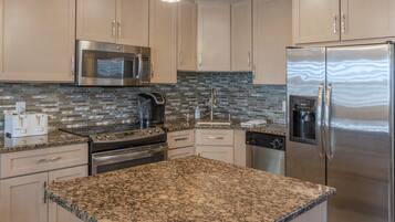 Apartment, 2 Bedrooms, Pool Access, Beachside | Private kitchen | Microwave, oven, dishwasher, coffee/tea maker