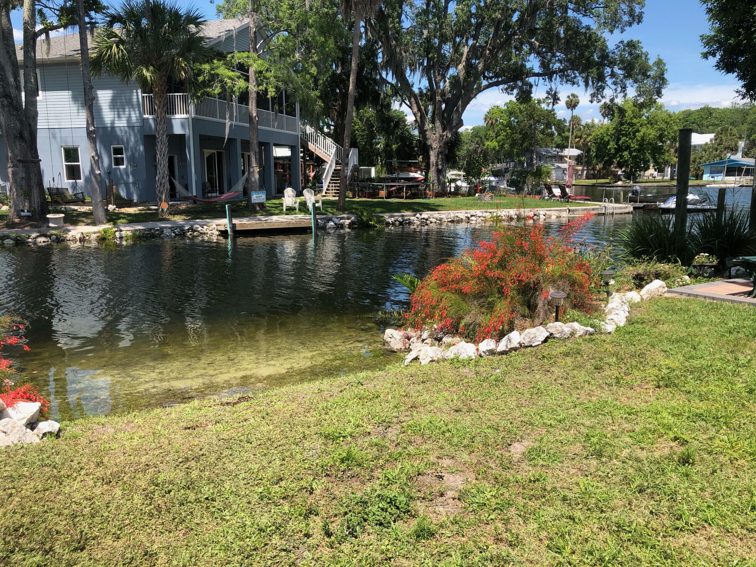 Khuôn viên nơi lưu trú