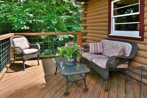 Balcony - Rustic Cabin in the Woods Star5vacations (Black Mountain)