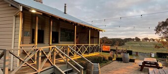 Mortimer's Wines Studio - Adults Only Retreat