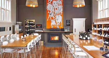 The Byng House • Central Orange • Sleeps 12