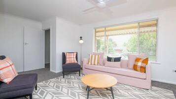 TV, Netflix, streaming services, offices