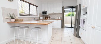 Villa 88 - Stylish, Modern, Fresh & Light