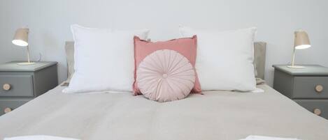 3 Schlafzimmer, Bügeleisen/Bügelbrett, WLAN, Bettwäsche