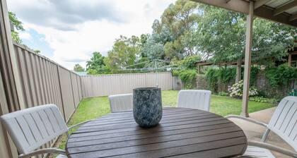 Edward Cottage - Trendy East Orange, Close to CBD