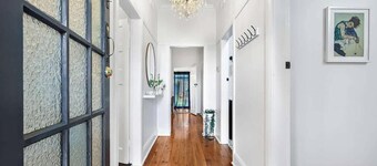 Gardiner Cottage - Stylish & Elegant, Walk to CBD