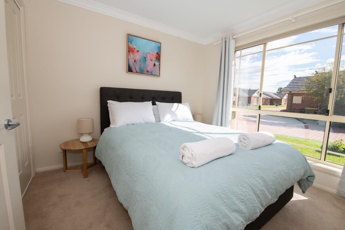 2 bedrooms, iron/ironing board, travel cot, WiFi