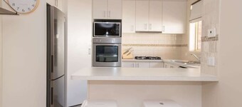 Park Villa | Near CBD, Spacious, Ideal for Work