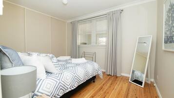 3 bedrooms, iron/ironing board, travel cot, WiFi