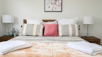 3 bedrooms, iron/ironing board, travel cot, WiFi