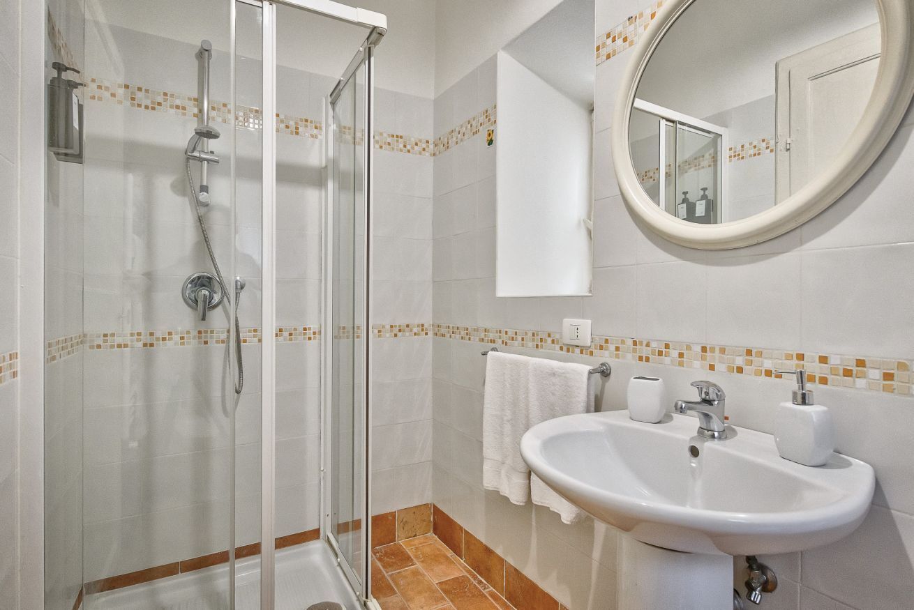 Vasca, asciugacapelli, bidet, asciugamani