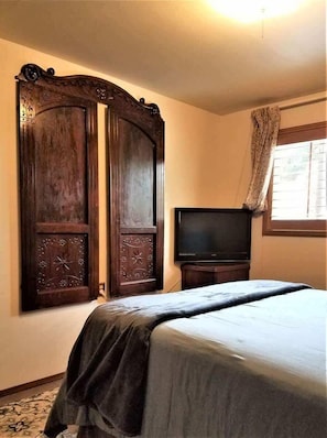 2 slaapkamers, een strijkplank/strijkijzer, wifi, beddengoed