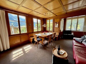 TV - Lovely apartment for 6 people with WIFI, TV and balcony (Adelboden)