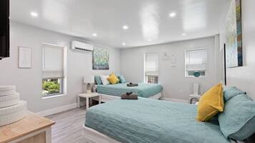 3 bedrooms, iron/ironing board, travel crib, WiFi