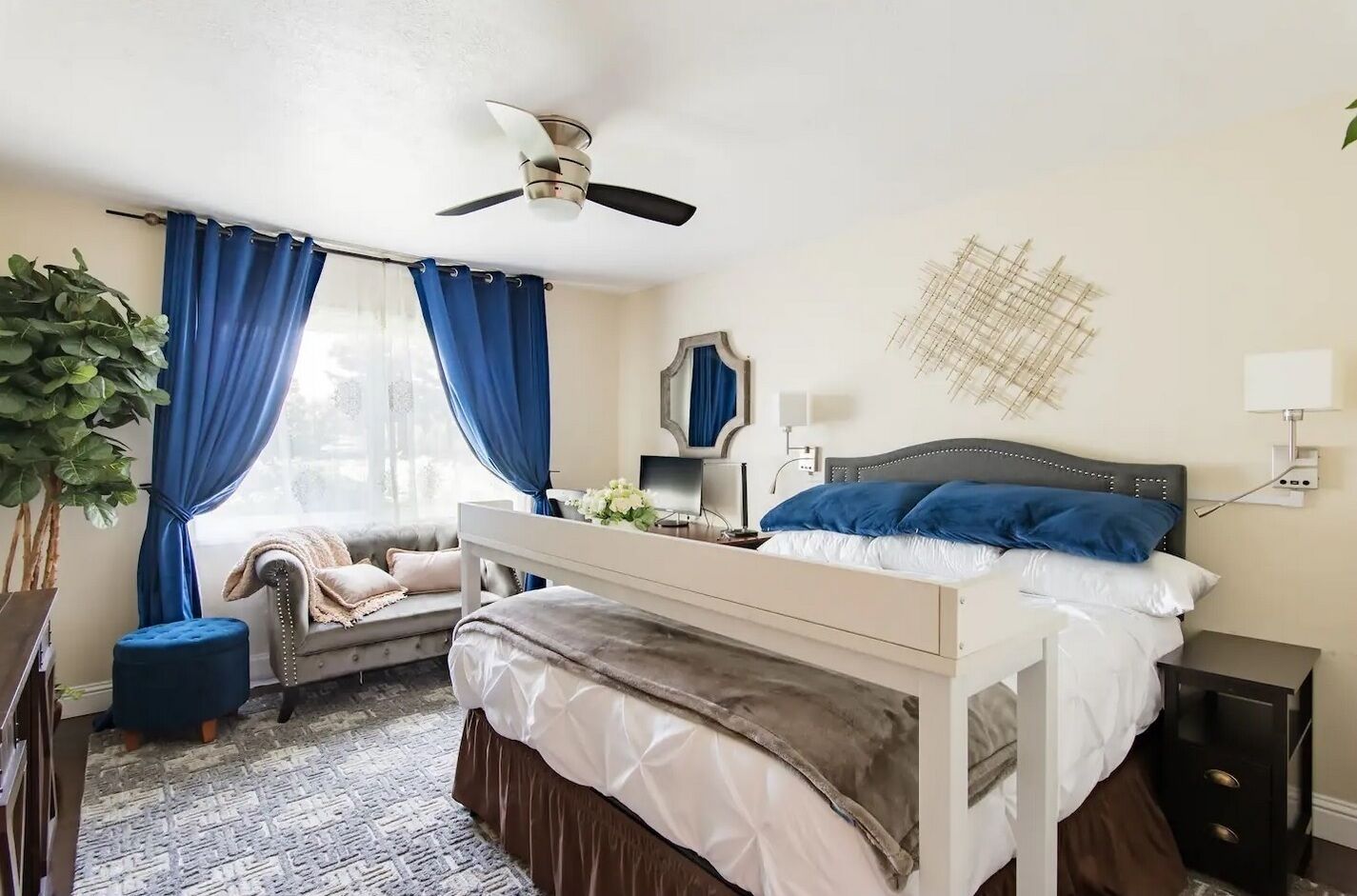 3 bedrooms, desk, iron/ironing board, free WiFi