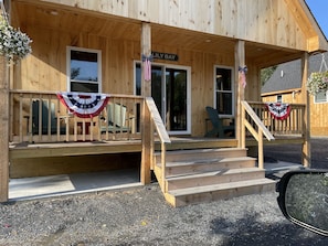 Exterior - Baker cabin|Downtown Greenville-Moosehead Lake|WIFI|Pets Ok|2 cabins available (Greenville)