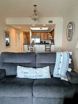 Smart TV, DVD player