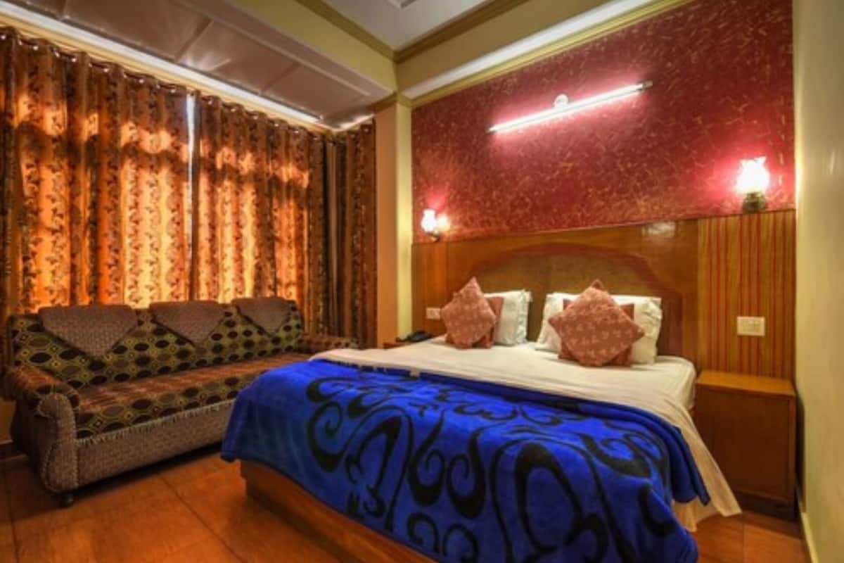 Deluxe Double Room | Egyptian cotton sheets, premium bedding, down comforters