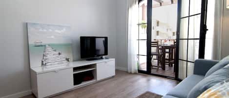 TV