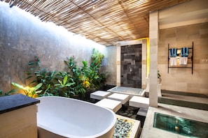 Bathroom - Sunset Paradise Nusa Dua (Nusa Dua)