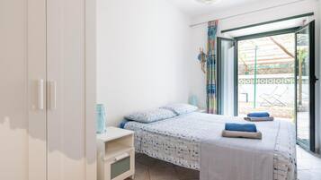 4 Schlafzimmer, BĂŒgeleisen/BĂŒgelbrett, kostenloses WLAN, BettwĂ€sche