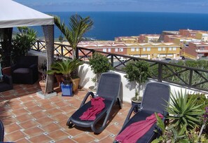 Terrace/patio - Holiday flat "Apartamentos Monasterio de San Antonio No. 2" with wifi and patio - Adults only (Icod de los Vinos)