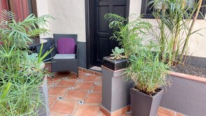 Terrace/patio - Holiday flat "Apartamentos Monasterio de San Antonio No. 2" with wifi and patio - Adults only (Icod de los Vinos)