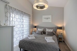 2 chambres, fer et planche à repasser, Wi-Fi gratuit, draps fournis