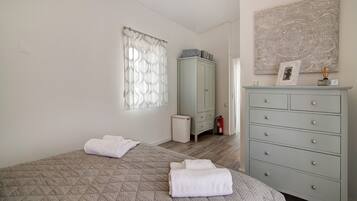 2 多间卧室、熨斗/熨衣板、免费 WiFi、床单