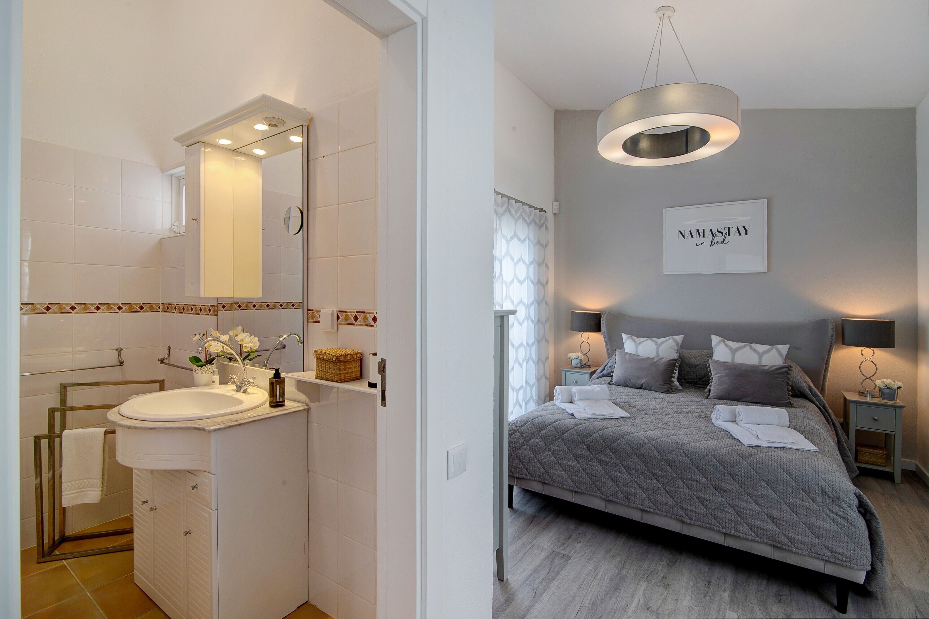 2 slaapkamers, een strijkplank/strijkijzer, gratis wifi, beddengoed