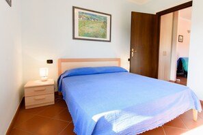 1 室のベッドルーム、WiFi