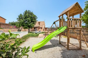 Children’s area - Holiday Home "Es Cos" with Garden and Wi-Fi (Algaida)