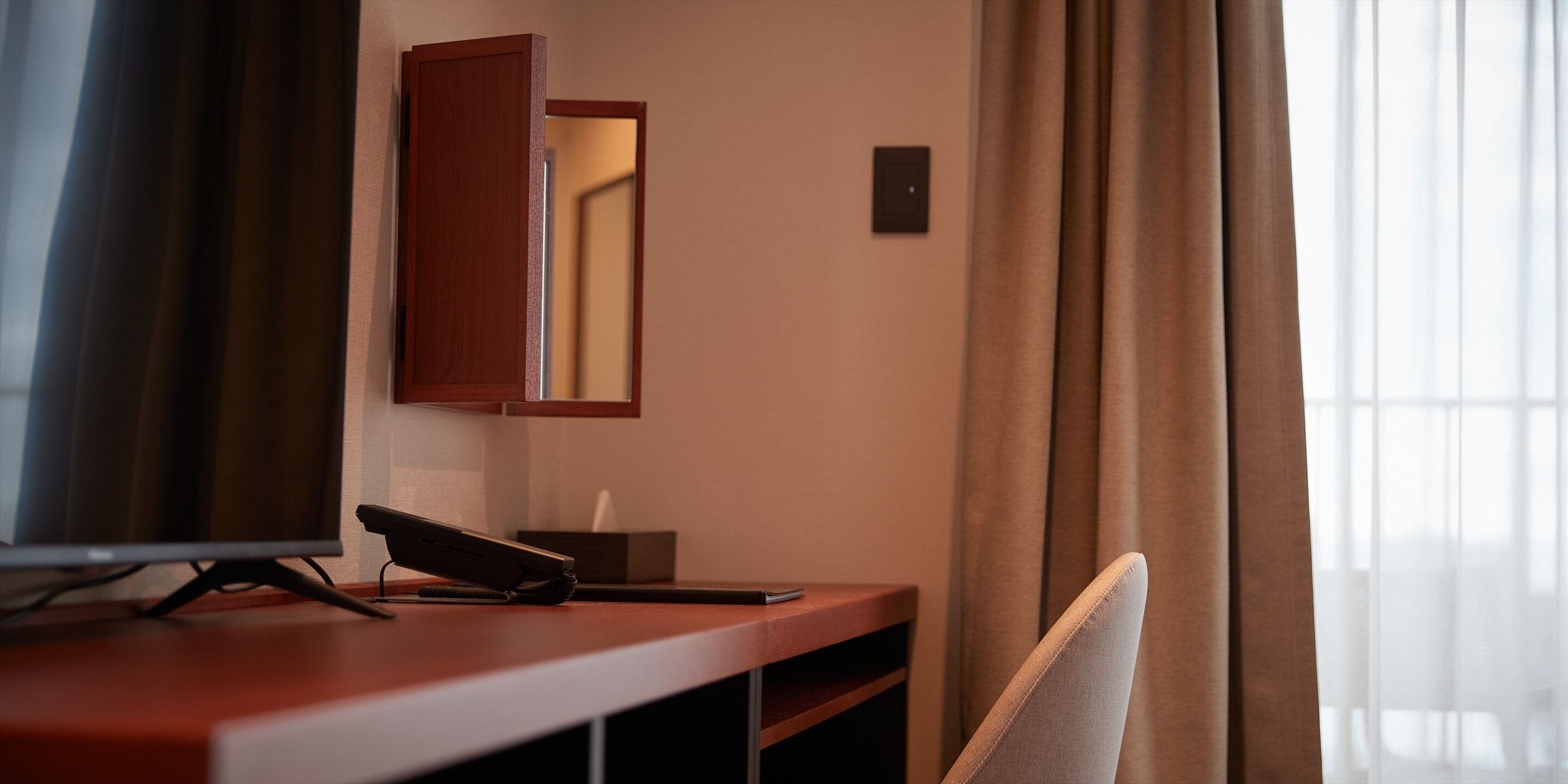 1 bedroom, desk, laptop workspace, free wifi