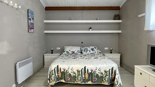 VILLA PEPITA BLUE with swimming-pool