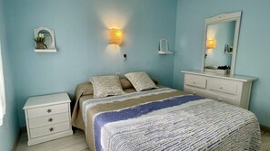 5 soverom, strykejern/-brett, wi-fi (inkludert) og sengetøy