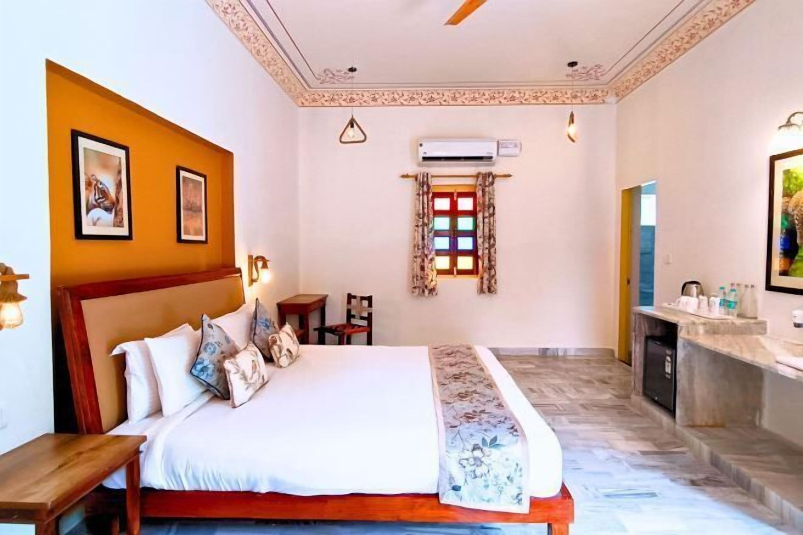 In-room safe, desk, laptop workspace, blackout drapes