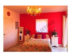 6 quartos, Wi-Fi de cortesia, roupa de cama